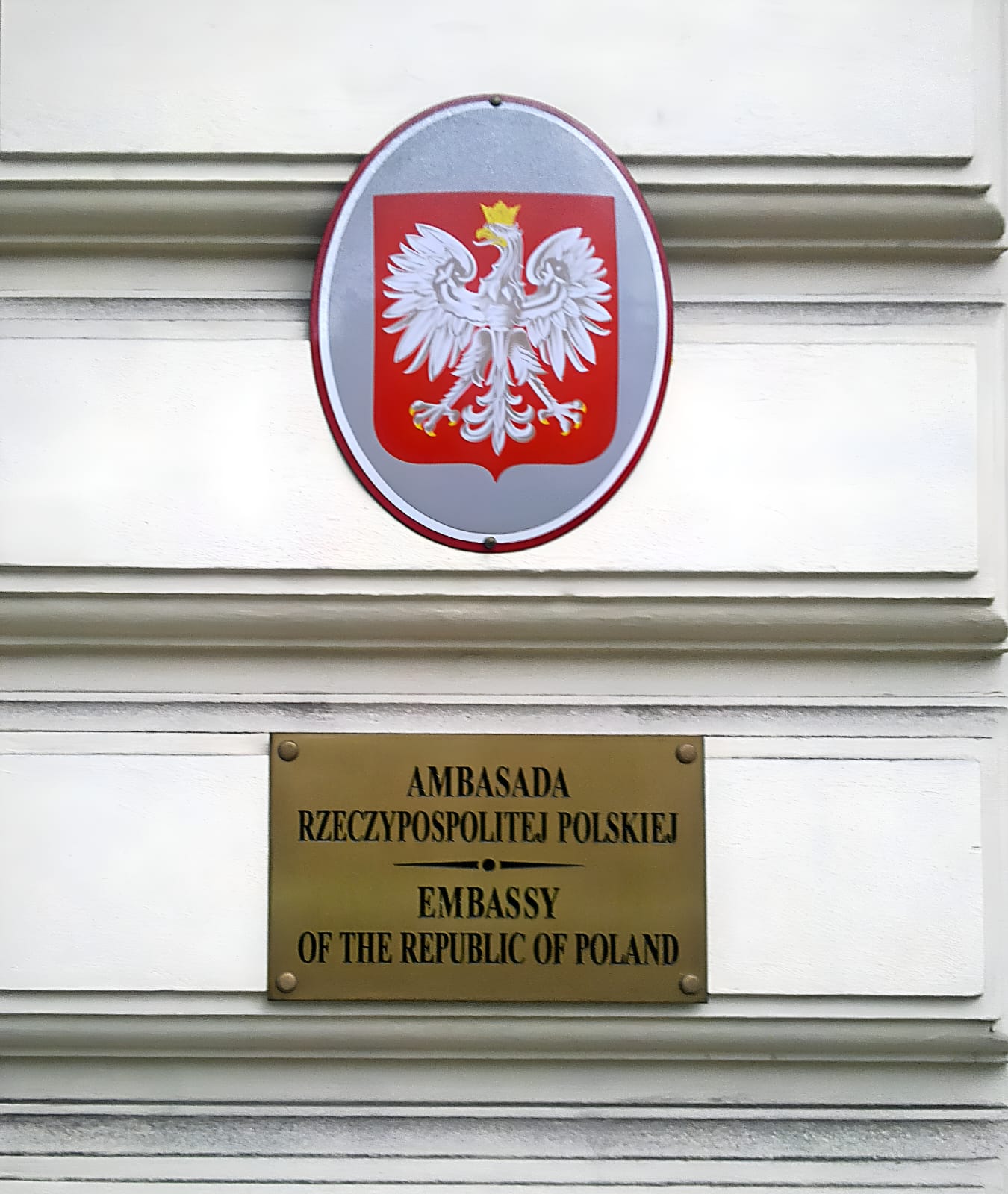 Do Embassy Documents Need Sworn Translation in Poland