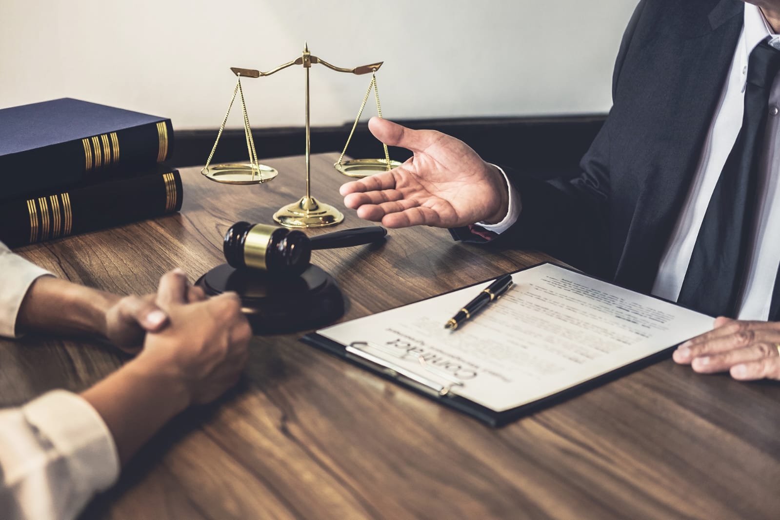Legal Translation in Warsaw: Guide to Safe Translation in 2026